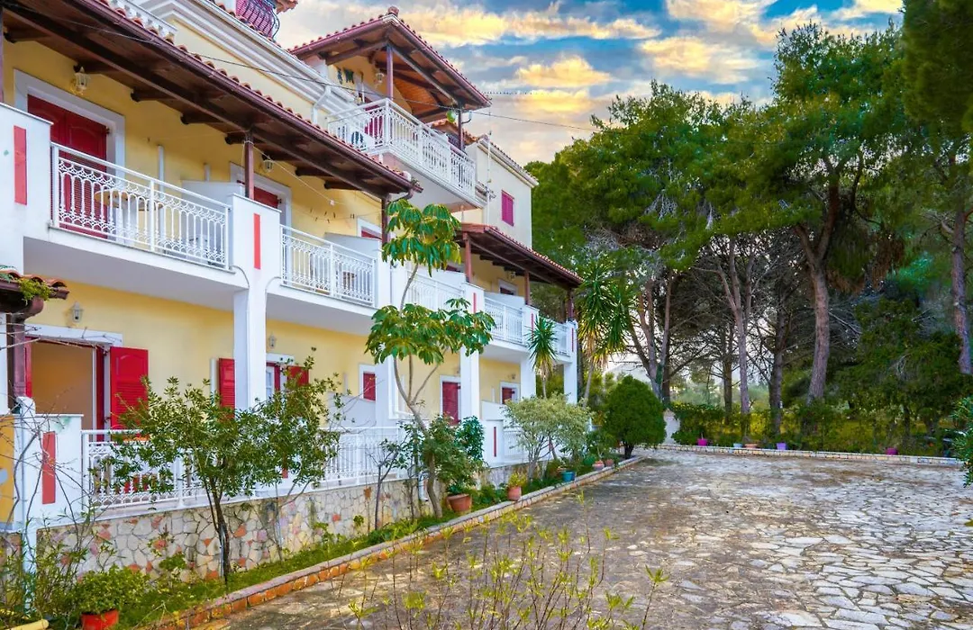 Pyrgaraki Studios And Apartments-1